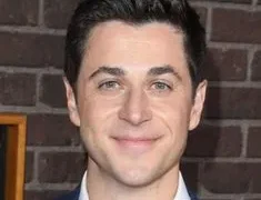 TDavid Henrie